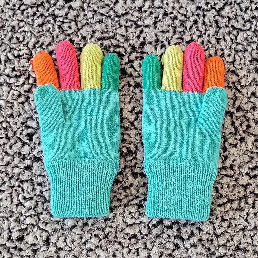 Disney Finding Nemo Kids Gloves Size 7-10